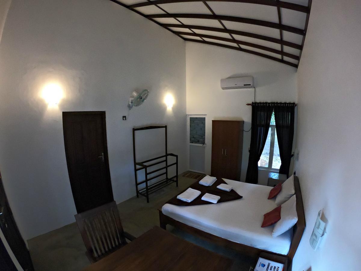 Luna Beach Hotel นิลาเวลี ภายนอก รูปภาพ