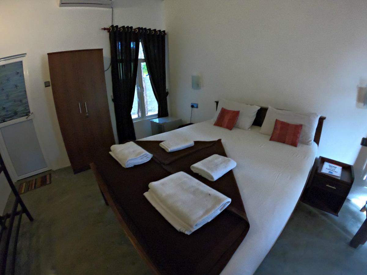 Luna Beach Hotel นิลาเวลี ภายนอก รูปภาพ